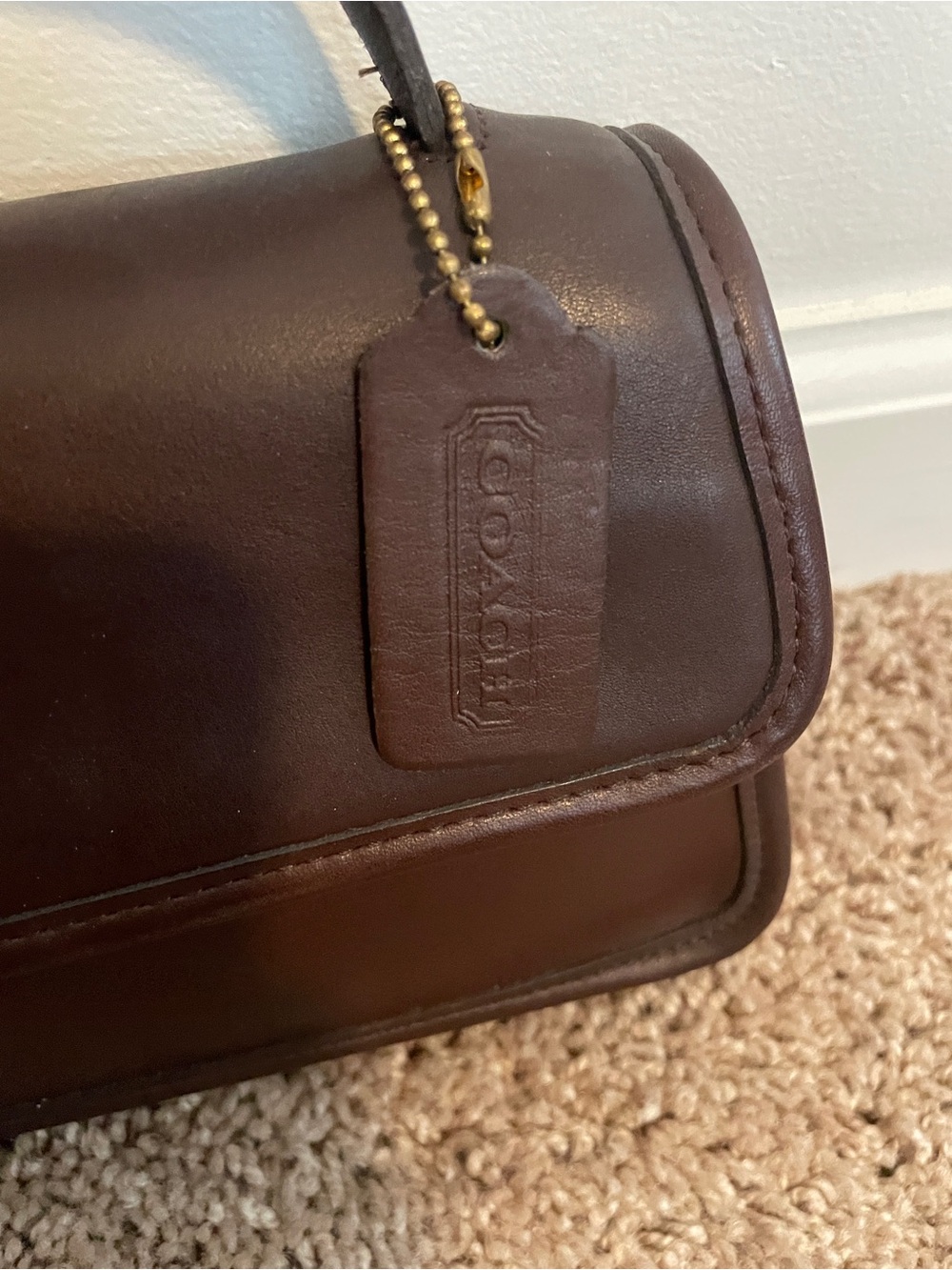 Vintage Coach Geometric Clutch Style 9044 in Mahogany - Picture 7 of 14